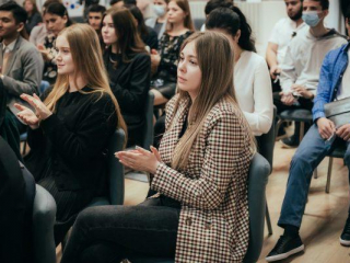 Доступная лингвистическая среда: опыт КВШП