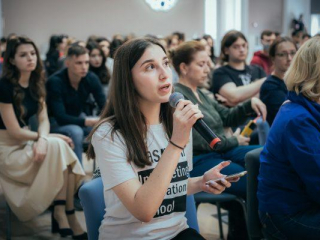 Доступная лингвистическая среда: опыт КВШП