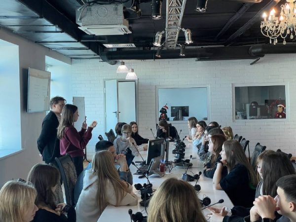 Новая встреча в программе «Предуниверсарий»: погружение в профессию переводчика