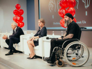 Доступная лингвистическая среда: опыт КВШП