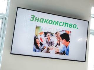 Основы русского жестового языка и изучение культуры сообщества глухих