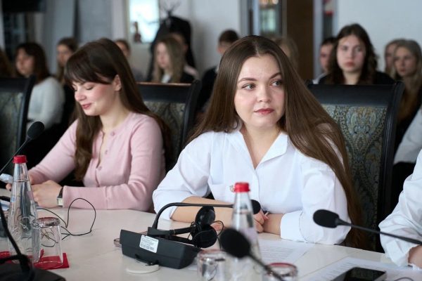 В КВШП прошла научная конференция школьников «ЛингваЛаб: слова имеют значение» В КВШП прошла научная конференция школьников «ЛингваЛаб: слова имеют значение»