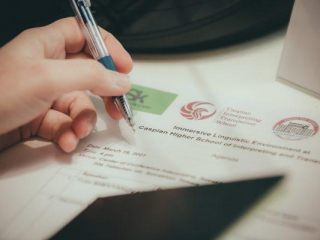 Иммерсивная лингвистическая среда в Каспийской высшей школе перевода